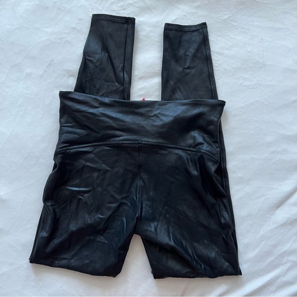 Spanx Faux Leather Leggings Black - Picture 4 of 6